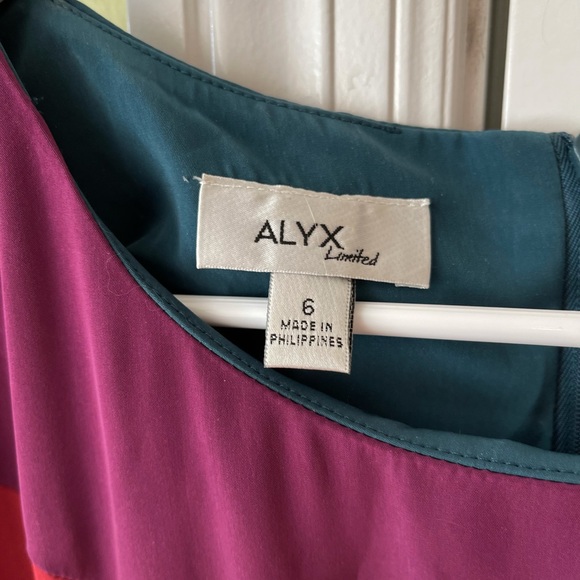 Colorblock Midi Dress - Picture 3 of 3